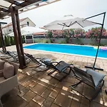 Magdalena, Villa
