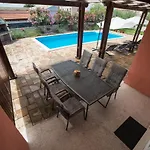 Magdalena, Villa