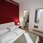 Magdalena, Villa *