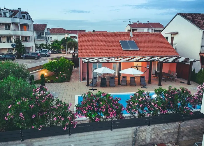 Magdalena, Vila Biograd Na Moru