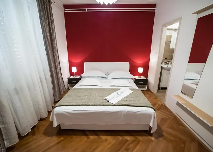 Magdalena, Vila Biograd Na Moru