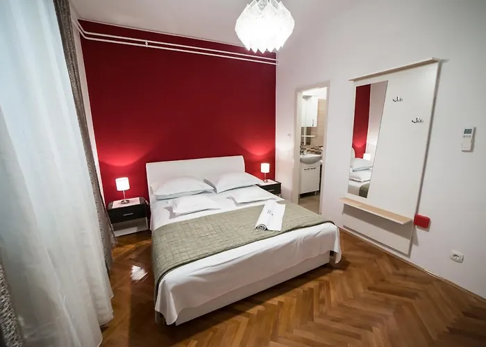 Magdalena, Vila Biograd Na Moru