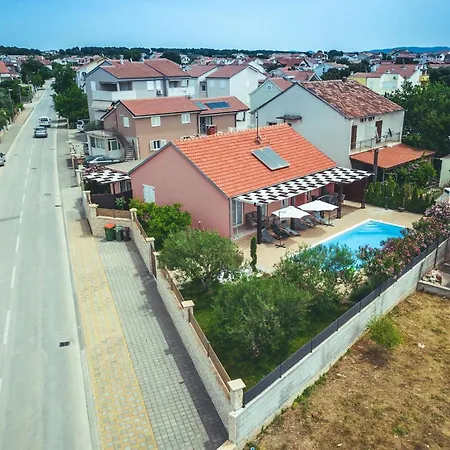 Magdalena, Villa