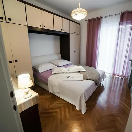 Magdalena, Biograd Na Moru