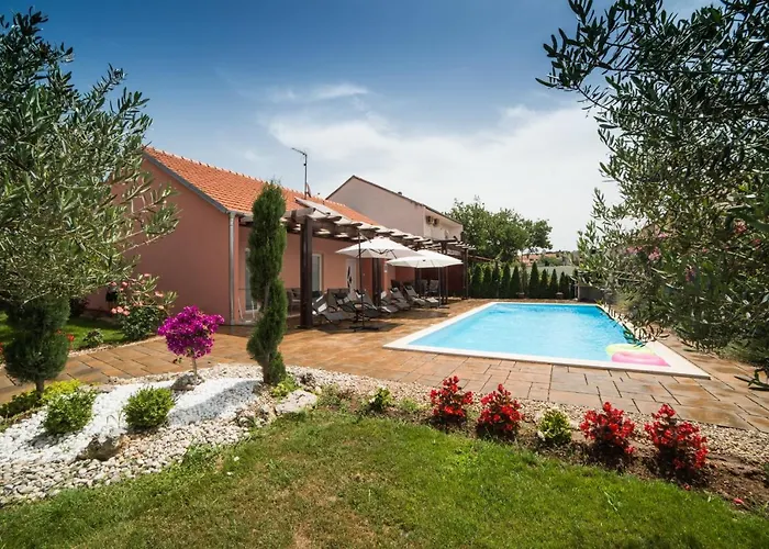 Magdalena, Вилла